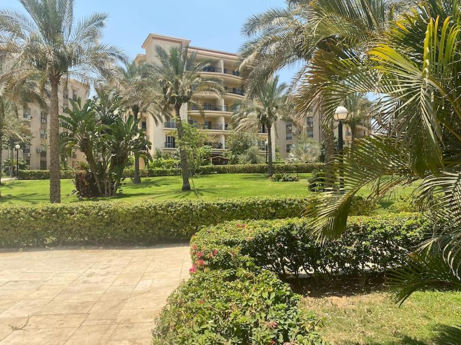 Apartment Elegant And Spacious Luxury In Al Rehab Gated Community, New *